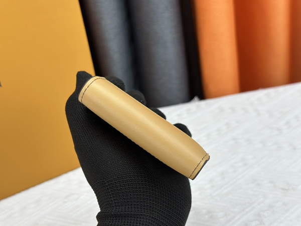 LVコピーウォレット内部構造